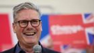  أول تعليق من ستارمر على الانتخابات البريطانية.. ماذا قال؟