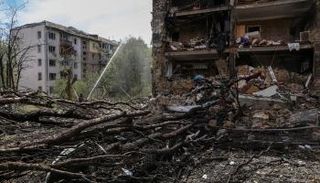 آثار هجوم روسي على كييف - رويترز