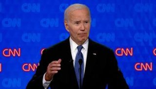 الرئيس الأمريكي جو بايدن خلال المناظرة