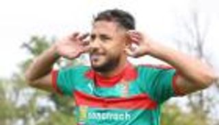 تلقى صدمة كبيرة.. يوسف بلايلي يحبط مدرب الجزائر