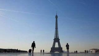 فرنسا تواجه تحديات اقتصادية كبرى في عام 2024