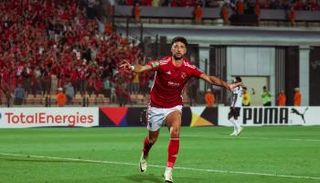 وسام أبو علي مهاجم الأهلي المصري