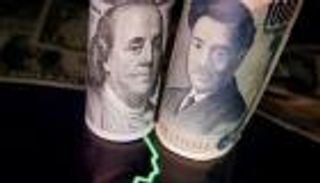 عملة اليابان تتعافى وسط تكهنات بدعم حكومي.. الين يرتفع أمام الدولار