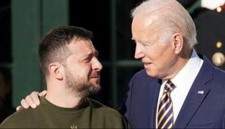 الرئيس الأمريكي ونظيره الأوكراني