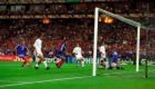 من بانينكا إلى معجزة اليونان.. أشهر 5 نهائيات في تاريخ اليورو (فيديو)