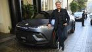 دولار واحد.. قيمة راتب مؤسس شركة فيسكر للسيارات الكهربائية 