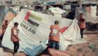 الإمارات توفر خيام إيواء ومساعدات إغاثية لنازحي مواصي خان يونس