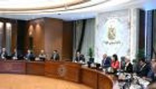 قبل صيف 2025.. أميا باور الإماراتية تقود مشروعات طاقة متجددة إضافية في مصر