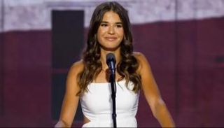 كاي ترامب خلال مؤتمر الحزب الجمهوري