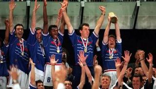 منتخب فرنسا بطل كأس العالم 1998