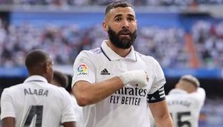الفرنسي كريم بنزيما مهاجم ريال مدريد