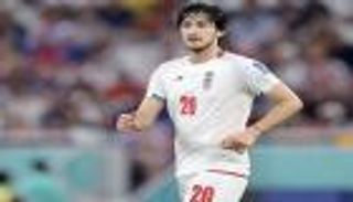 «ميسي الإيراني».. من هو سردار أزمون صفقة شباب الأهلي المنتظرة؟