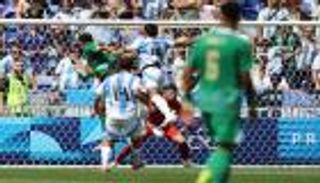 أيمن حسين .. أحدث هدافي الأولمبياد يرسخ العقدة العربية للأرجنتين