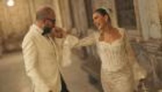 جميلة عوض تكشف مراحل تطور علاقتها بزوجها أحمد حافظ (فيديو)