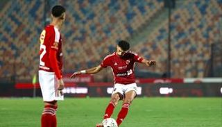 وسام أبوعلي هداف الدوري المصري