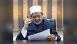 «تليفون من أحمد الطيب».. تريند «البساطة» يطوف فيسبوك في مصر