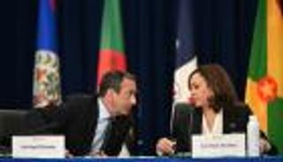 رجل هاريس يغري الأوروبيين.. بصيص أمل وسط «عاصفة ترامب»