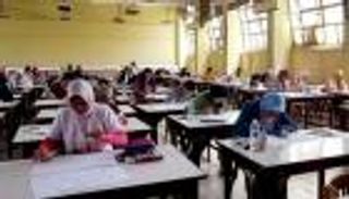 أوائل الثانوية العامة 2024 في مصر.. الطلاب وأولياء الأمور يترقبون