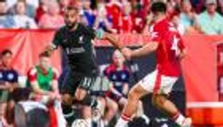 كيف يؤثر أسلوب لعب سلوت على محمد صلاح في ليفربول؟