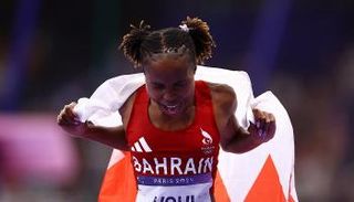 العداءة البحرينية وينفريد يافي