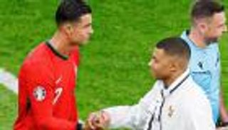 أرقام كريستيانو رونالدو.. كيف تحفز مبابي مع ريال مدريد؟