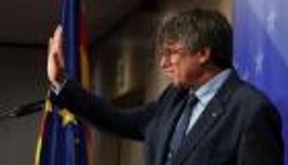 ما علاقة سجادة كليوباترا؟.. عراب الانفصال يبحث عن ثغرة لكتالونيا 