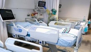 أسرة مرضى في مستشفى إسرائيلي