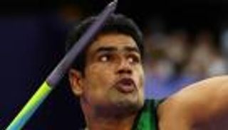 أرشاد نديم.. كيف تقتنص الذهب الأولمبي بغصن شجرة؟