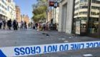 حادث طعن مروع في لندن.. والشرطة تلقي القبض على منفذ الهجوم