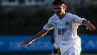 كواليس جديدة.. لماذا عاقب مارسيليا لاعبه الجزائري ريان حساد؟