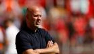 خارج مباراة إبسويتش تاون.. قرار سلوت يمهد لرحيل لاعب ليفربول