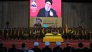 «ادفنوا هواتفكم».. هكذا قتلت إسرائيل «شبح» حزب الله