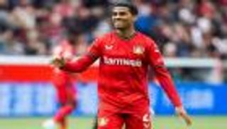 صدارة مغربية.. كم لاعبا عربيا في الدوري الألماني 2024-2025؟