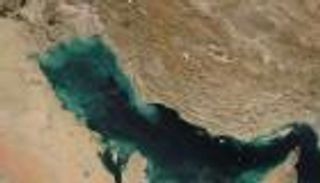 «هرمز».. مضيق القلق وشريان النفط الحيوي