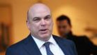 لعنة البراءة تطارد «لينش» و«تشامبرلين».. نهاية مأساوية