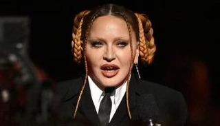 المغنية مادونا