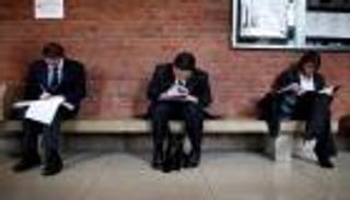 طلبات إعانة البطالة في أمريكا.. أرقام تؤشر لمستويات صحية تاريخيا