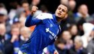 علي الحمادي.. من أول عراقي في تاريخ البريميرليغ؟