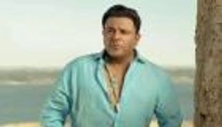 تطورات في أزمة محمد فؤاد وطبيب «عين شمس».. والأمن يبحث عن فتاة تضامنت مع المطرب