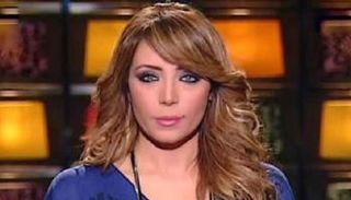 الإعلامية إيمان أبو طالب