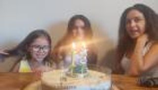 جميلة عوض وشقيقاتها.. يخلق من الشبه 3 (صور)