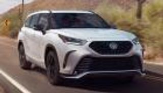 تويوتا هايلاندر 2024.. سيارة SUV عائلية بمزايا فريدة