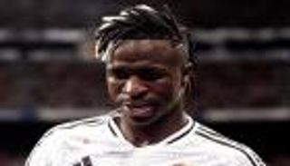 لم يحققه ريال مدريد.. فينيسيوس يحلم بإنجاز برشلونة التاريخي