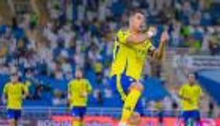 النصر ضد الفيحاء.. كريستيانو رونالدو يحيي لعبة القط والفأر مع ميسي (فيديو)