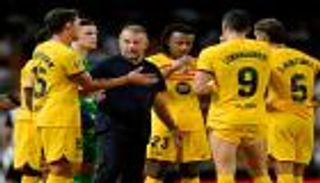 العلامة الكاملة لا تكفي.. فليك غير راضٍ عن برشلونة