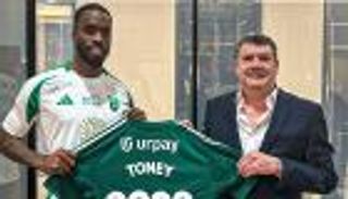 إيفان توني والأهلي السعودي.. صفقة تخنق أوسيمين في نابولي