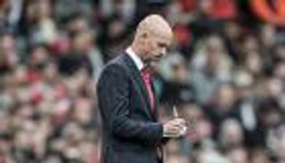 بداية كارثية جديدة.. نكسات تين هاغ مستمرة في مانشستر يونايتد