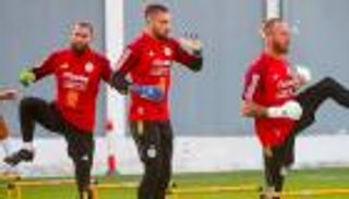 مجبرا.. بيتكوفيتش يحدد حامي عرين منتخب الجزائر الجديد