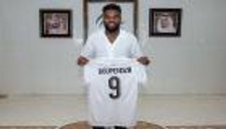 قصة «بانينكا» أنهت مشوار أرون بوبيندزا في الدوري السعودي (فيديو)