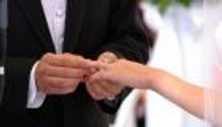 «فرح مغربي» ينتهي بالطلاق.. لم تلب رغبة عريسها أمام المدعوين